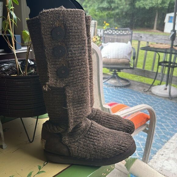 UGG Women’s 7 Classic Cardy Knit Convertible Brown & Gold Metallic Tall Boots - Picture 2 of 9